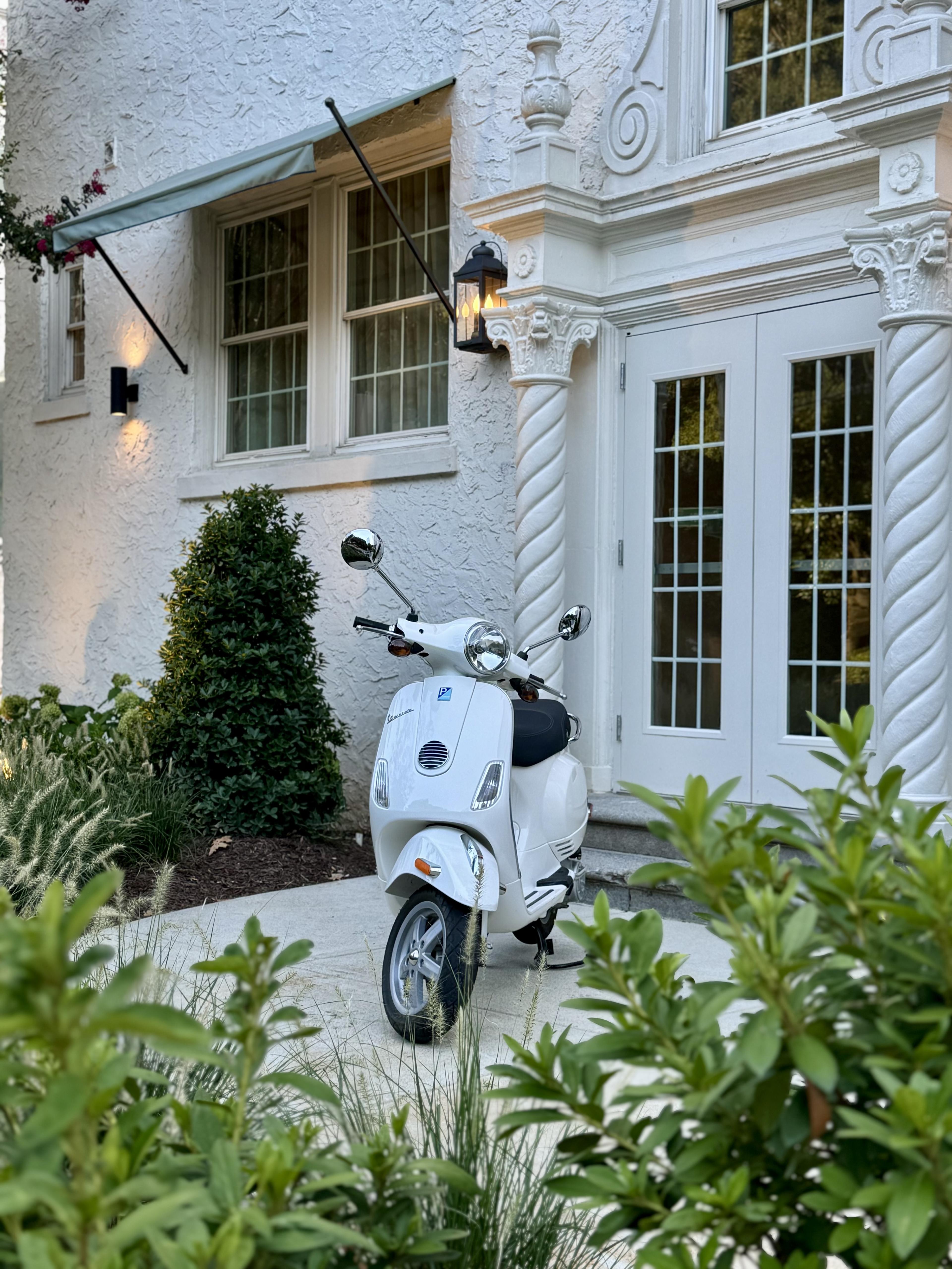2010 Vespa LX 50